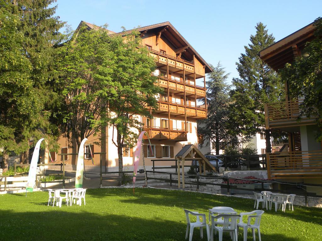 Aparthotel Residence Serrada Serrada