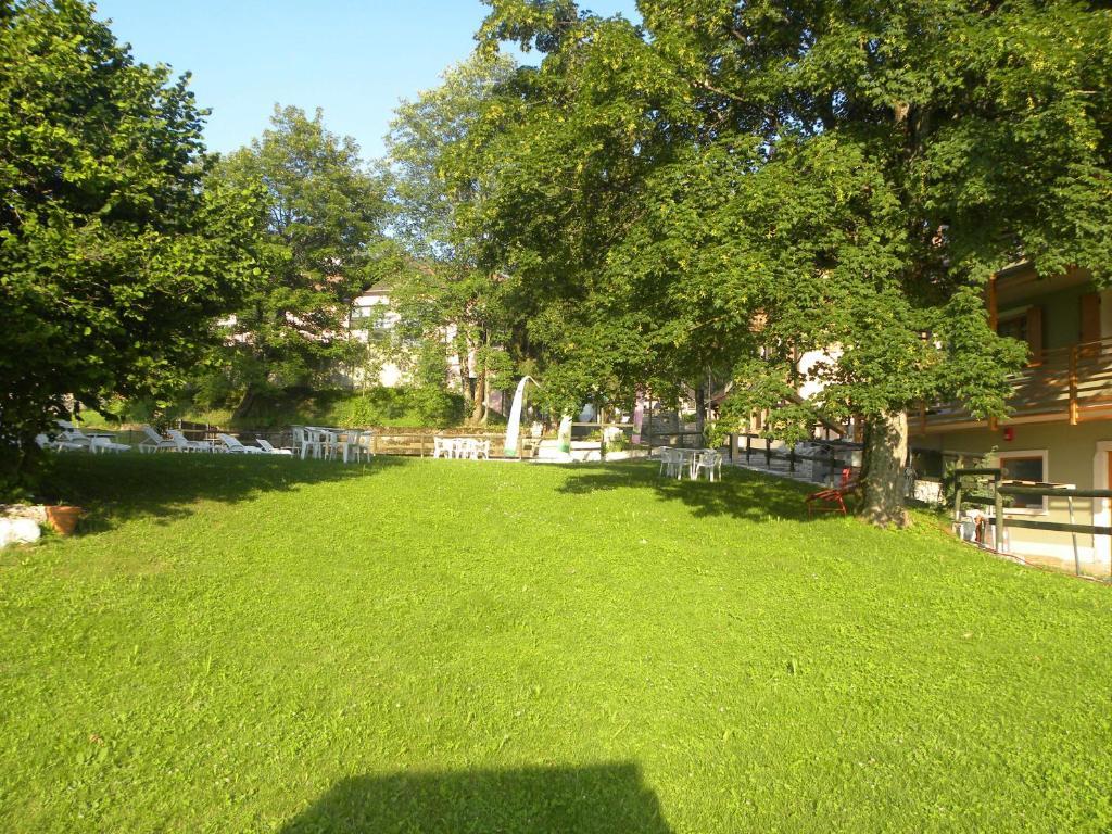 Aparthotel Residence Serrada 3*
